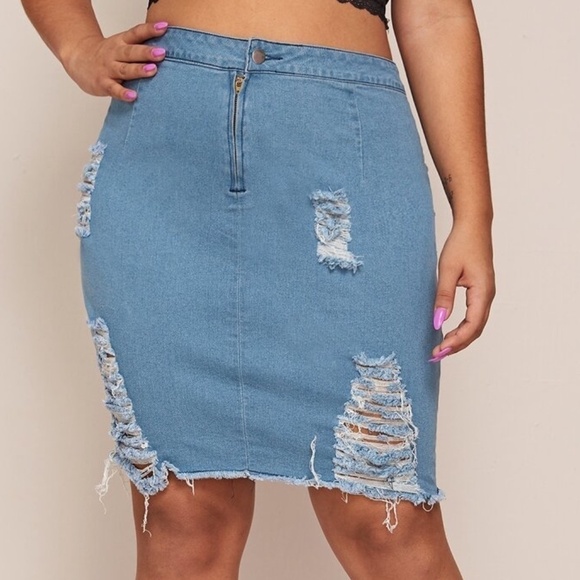 SHEIN Raw Hem Ripped Bodycon Denim Skirt - Picture 1 of 6